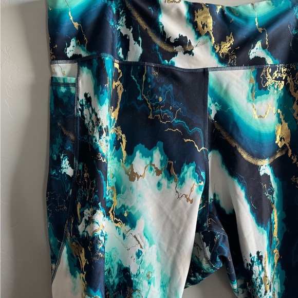 Old Navy Artistic Blue and Gold Leggings - Picture 4 of 9